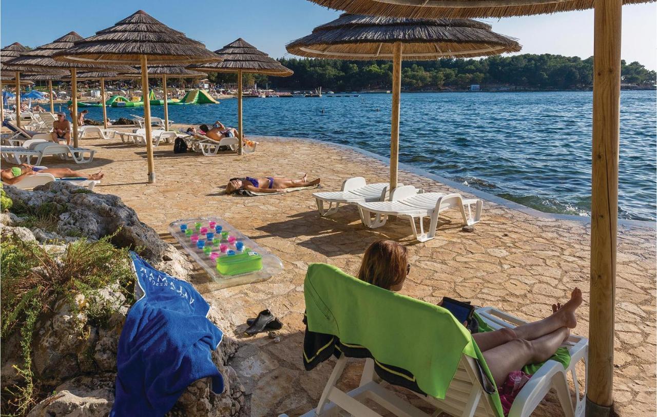 Pet Friendly Apartment In Porec With Wifi Eksteriør billede