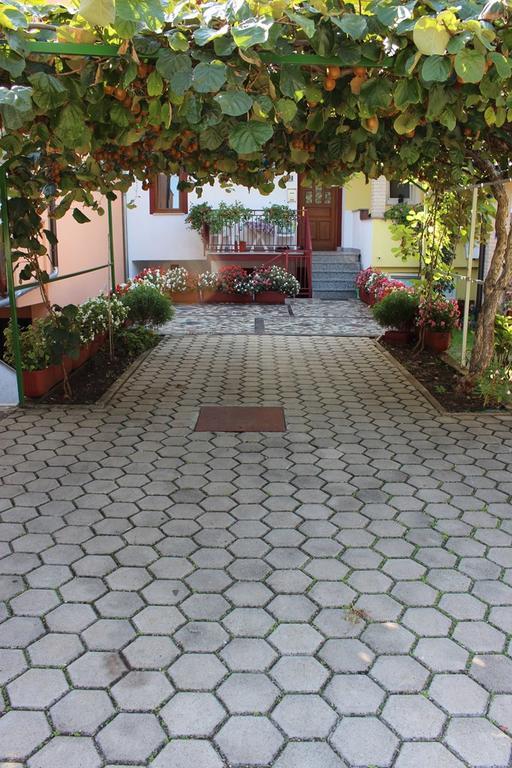 Pet Friendly Apartment In Porec With Wifi Værelse billede