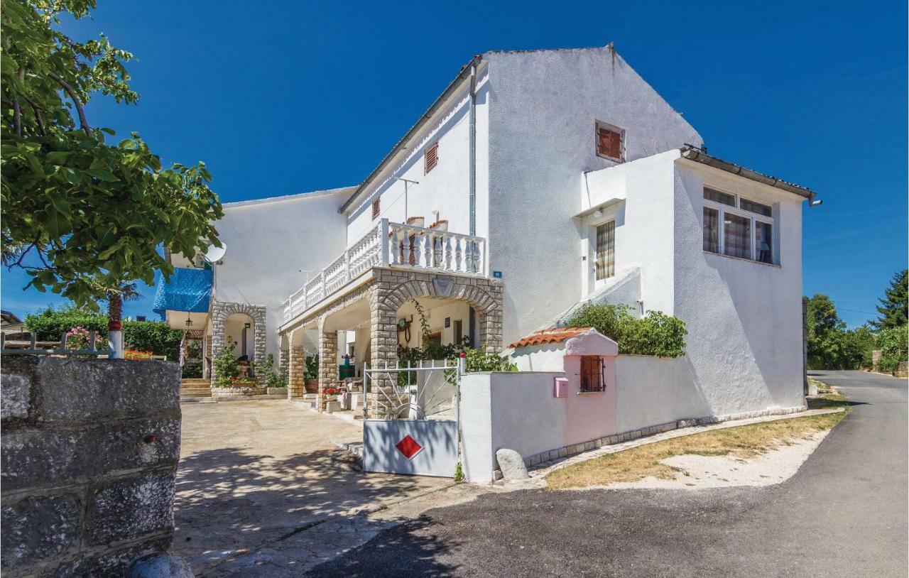 Pet Friendly Apartment In Porec With Wifi Eksteriør billede